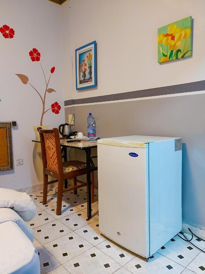 Hotel Relax คินชาซา ภายนอก รูปภาพ