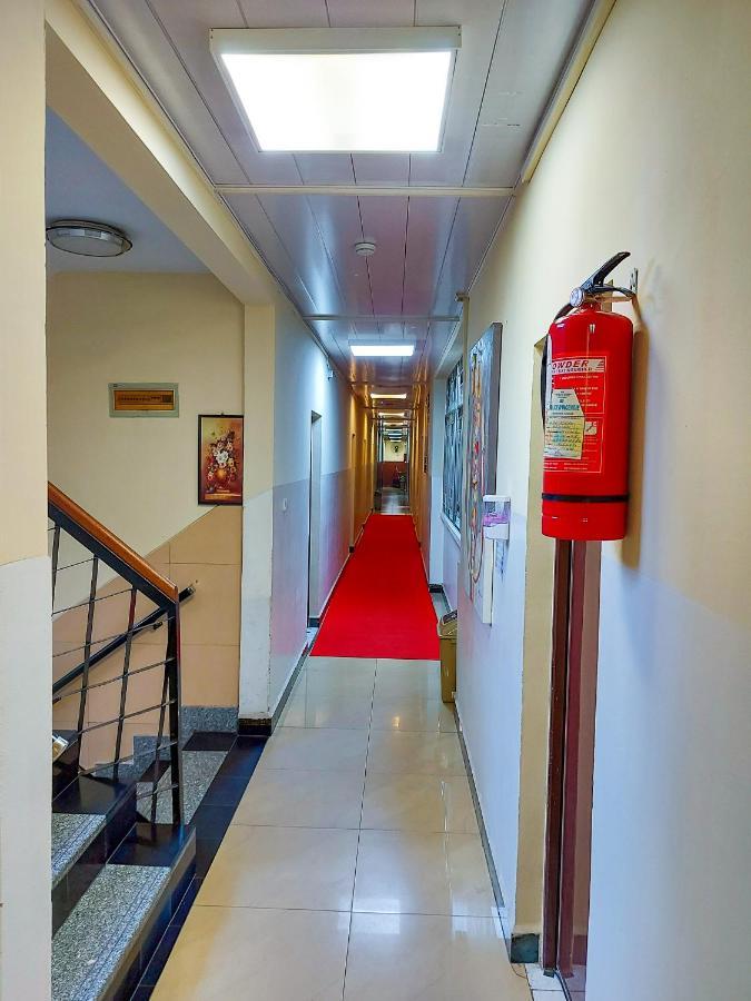 Hotel Relax คินชาซา ภายนอก รูปภาพ