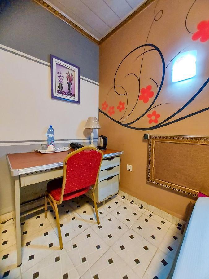 Hotel Relax คินชาซา ภายนอก รูปภาพ
