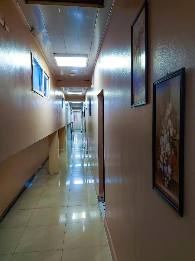 Hotel Relax คินชาซา ภายนอก รูปภาพ